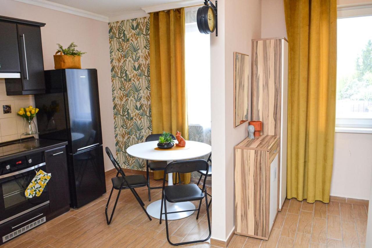 Unicum Apartman Hajduszoboszlo Exterior photo
